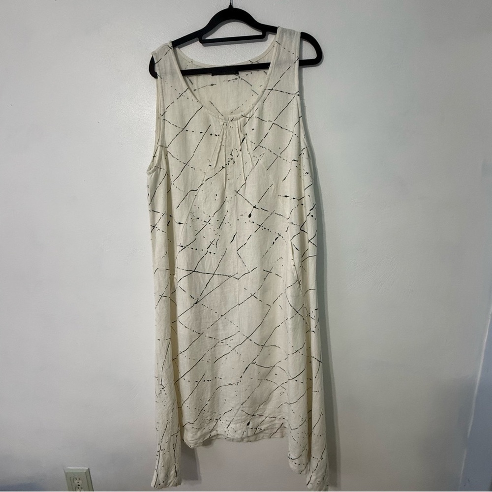 Snapdragon and Twig Cream Asymmetrical Linen Dress flaw